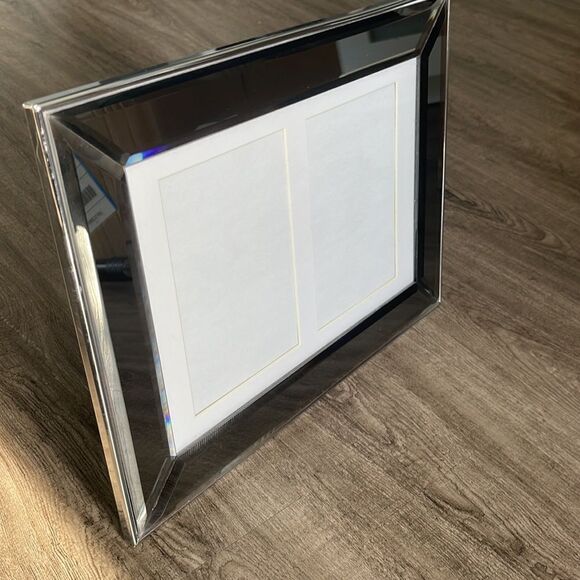Silver Double 4x6 Picture Frame from Hudson Bay - Picture 3 of 5